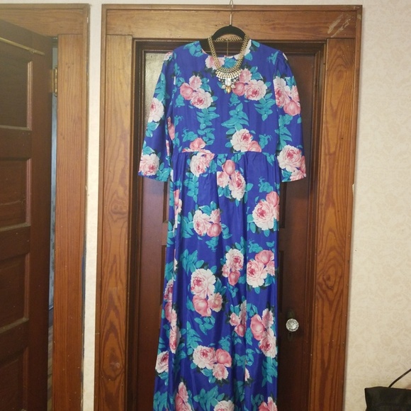 Floral maxidress - Picture 1 of 5
